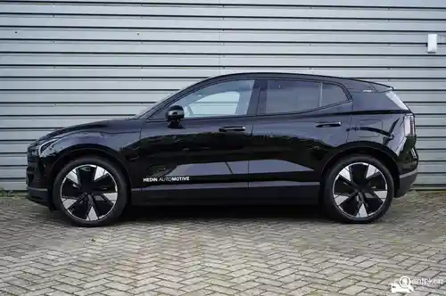 Volvo EX30 Single Motor Extended Range 2024
