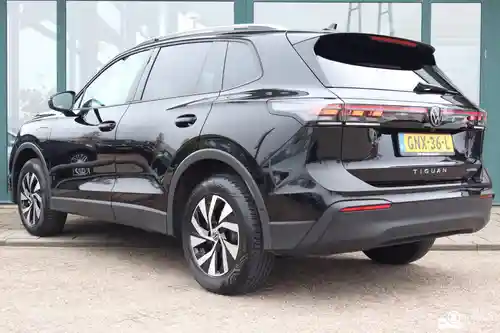 VW Tiguan 1.5 eHybrid OPF 2024