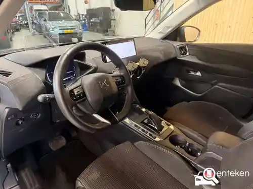 DS Automobiles DS 3 MHEV 136 2024