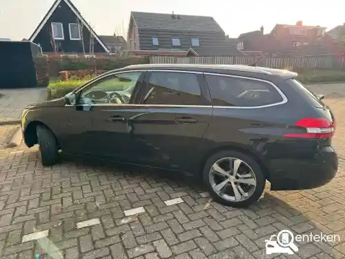 Peugeot 308 SW PureTech 130 2015