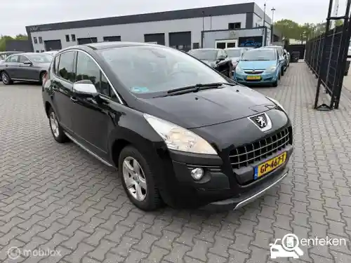 Peugeot 3008 e-HDi 110 2012