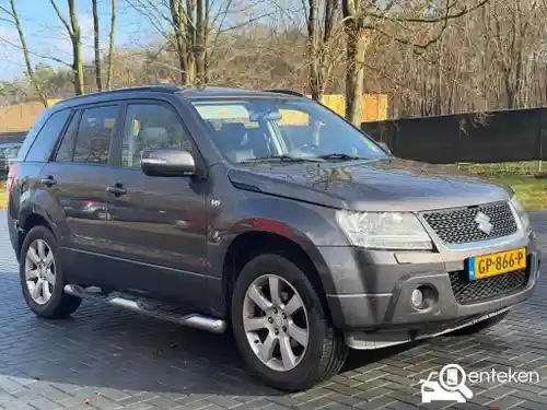 Suzuki Grand Vitara 3.2 V6 2010