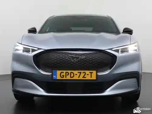 Ford Mustang Mach-E Standard Range 2022