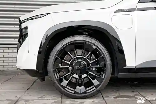 BMW XM 2023
