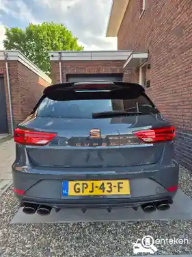 SEAT Leon ST Cupra 300 2019