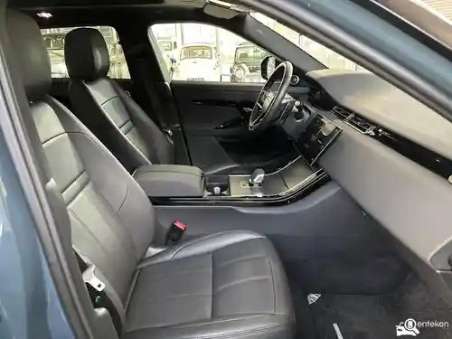 Land Rover Range Rover Evoque P270e 2024