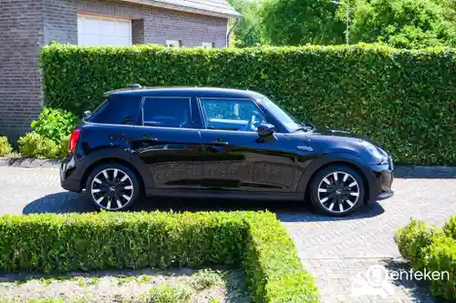 MINI  One 2021