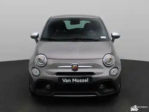 Abarth 595 2022