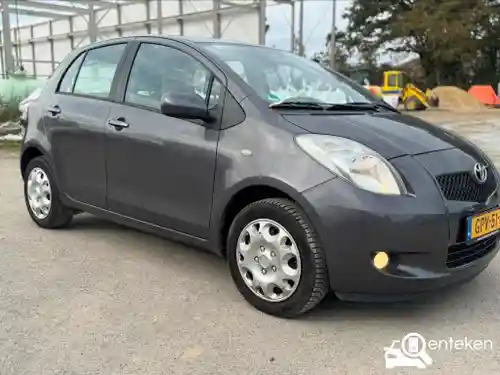 Toyota Yaris 1.3 2008