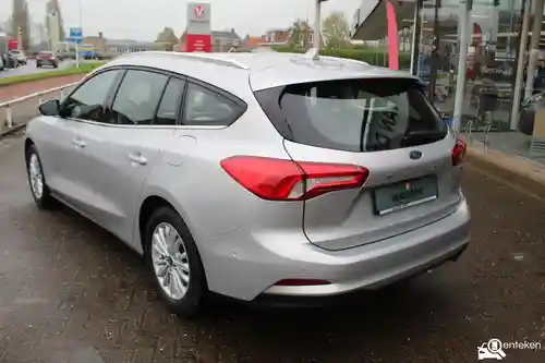 Ford Focus Turnier 1.0 EcoBoost Hybrid 2021