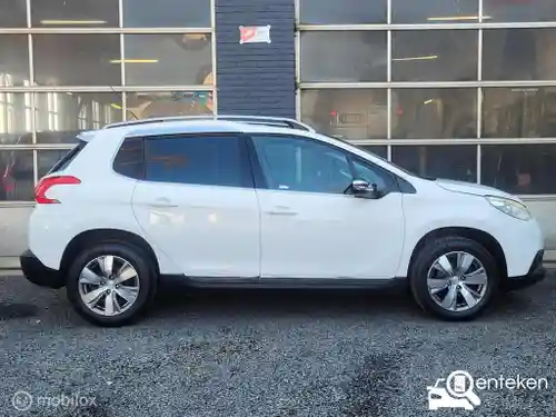Peugeot 2008 PureTech 82 2015