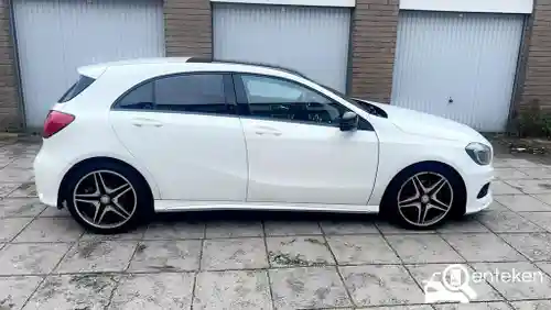Mercedes-Benz A 180 2015