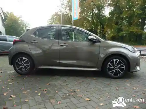 Toyota Yaris 1.5 Hybrid 116 2021