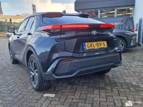 Toyota C-HR 2.0 Hybrid 2024
