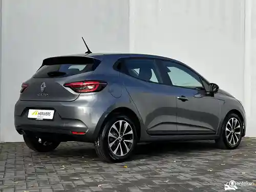 Renault Clio TCe 90 2024