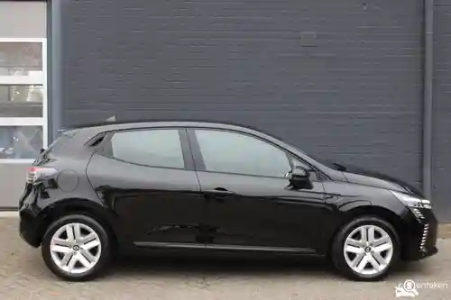 Renault Clio TCe 90 2024