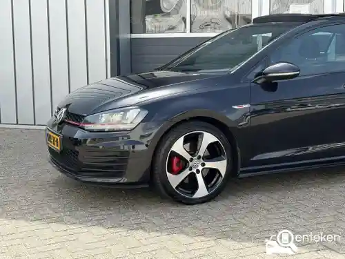 VW Golf GTI 2013