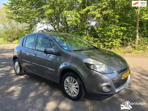 Renault Clio 1.2 16V 75 2010