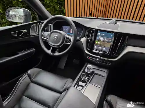 Volvo XC60 Plug-in Hybrid T8 Polestar Performance 2024