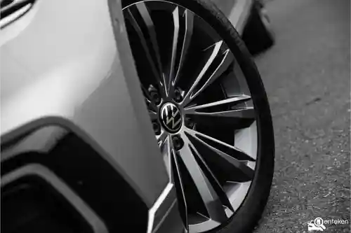 VW Passat Variant GTE 2021