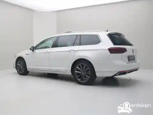 VW Passat Variant GTE 2020