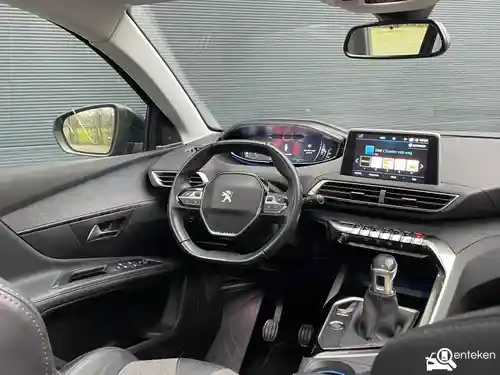 Peugeot 5008 1.2 PureTech 130 2020