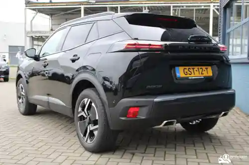 Peugeot 2008 1.2 PureTech 130 2024