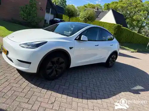 Tesla Model Y Maximum Range 2024