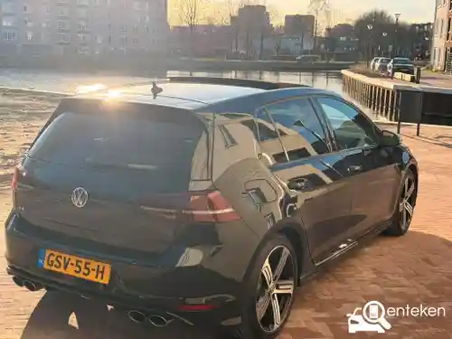 VW Golf R 2015