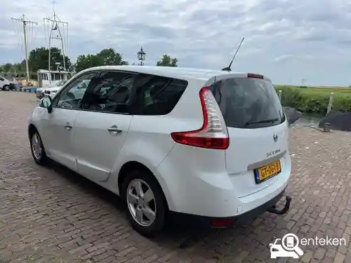 Renault Grand Scénic TCe 130 2009