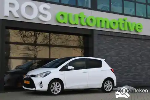Toyota Yaris 1.5 Hybrid 2015