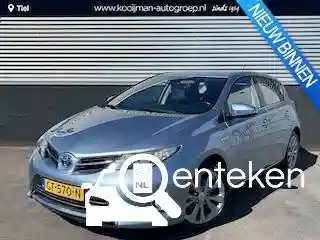 Toyota Auris 1.8 Hybrid 2014