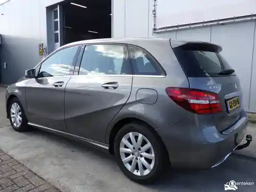 Mercedes-Benz B 180 2015