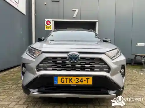 Toyota RAV4 2.5 Hybrid 2019