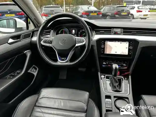 VW Passat Variant GTE 2020