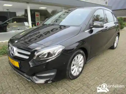 Mercedes-Benz B 180 2016
