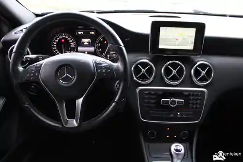 Mercedes-Benz A 180 2015