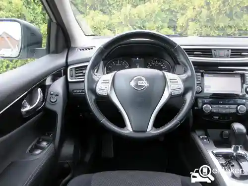 Nissan Qashqai 1.2 DIG-T 2015