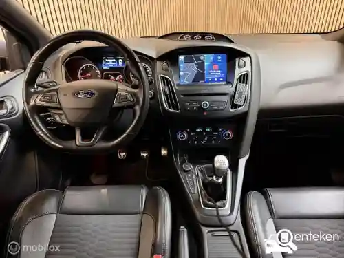 Ford Focus ST 2.0 EcoBoost 2016