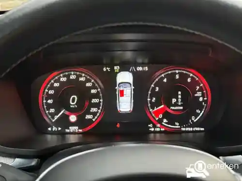 Volvo V60 T6 2021