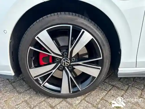 VW Golf GTE 2020
