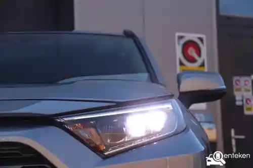 Toyota RAV4 2.5 Hybrid 2019