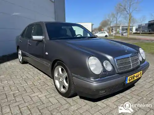 Mercedes-Benz E 240 1998