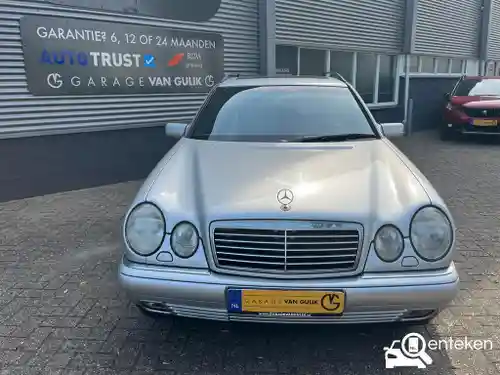 Mercedes-Benz E 200 1999