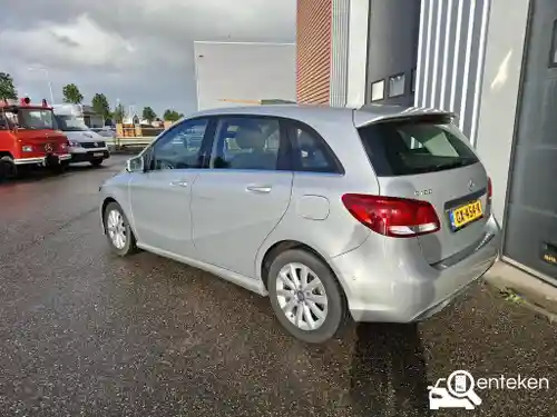 Mercedes-Benz B 180 2014