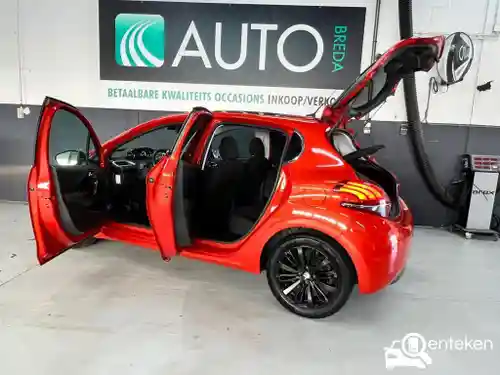 Peugeot 208 1.2 PureTech 82 2015