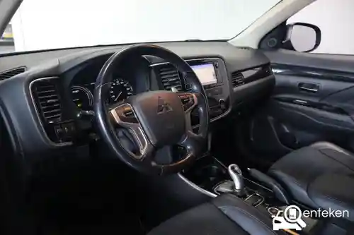 Mitsubishi Outlander 2.0 Plug-In Hybrid 2015