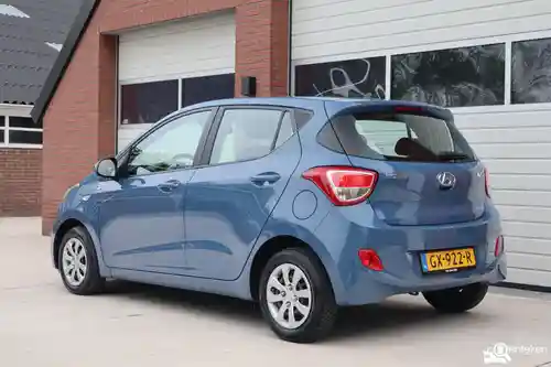 Hyundai i10 1.0 blue 2015
