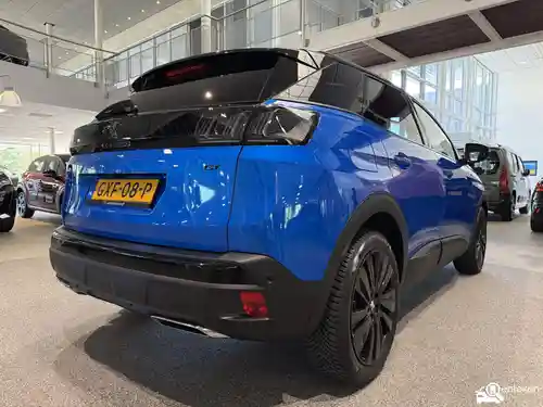 Peugeot 3008 1.2 PureTech 130 2021