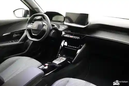 Peugeot 2008 1.2 PureTech 130 2024